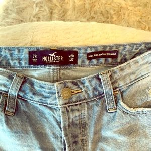 Hollister Hi-Rise Vintage Straight 7R jeans